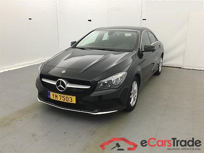 Mercedes CLA 200 d 136Hp Navi Command 1/2 Sport-Leather Camera Keyless-Go Klima PDC ...