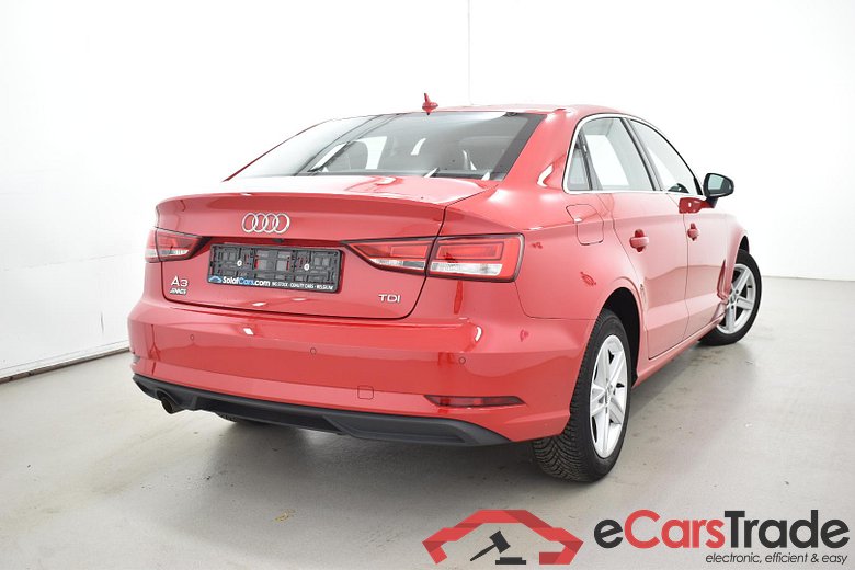 Audi A3 1.6 TDI Virtual Xenon Navi Camera Klima PDC ... #3