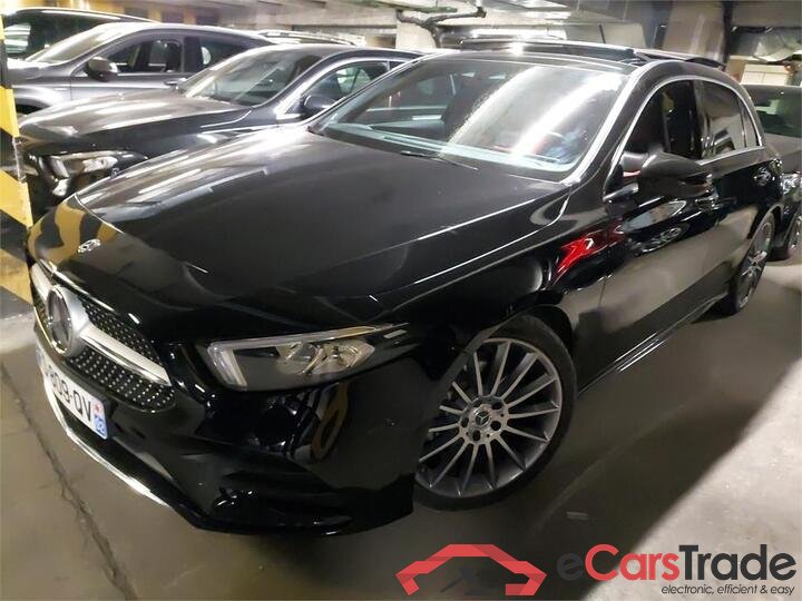 MERCEDES BENZ CLASSE A COMPACT 1.5 A 180 D AMG LINE