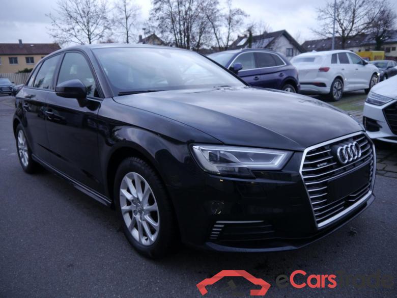Audi 40 e-tron sport A3 Sportback 40 e-tron sport #2
