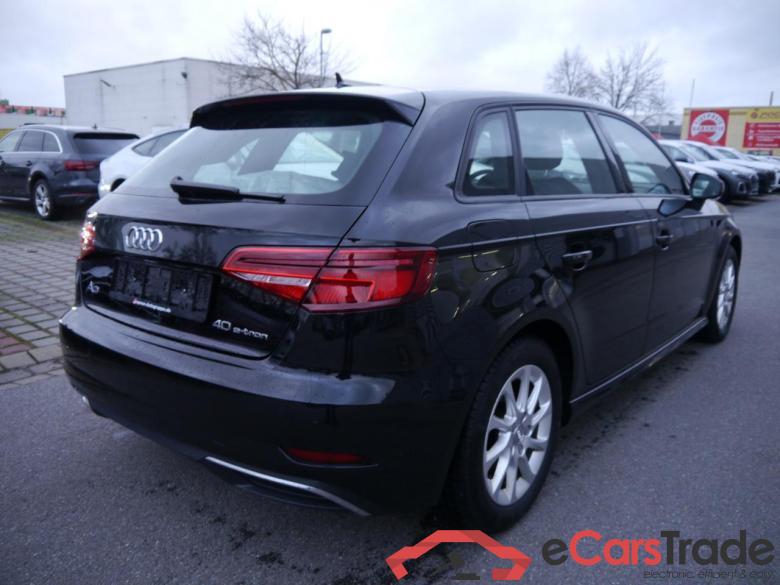 Audi 40 e-tron sport A3 Sportback 40 e-tron sport #4