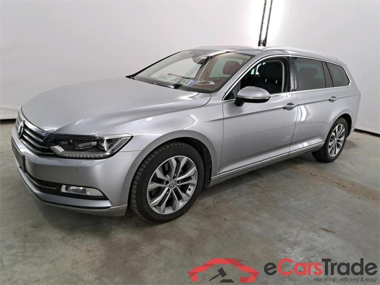 Volkswagen Passat 1.6 TDi Highline Aut. Virtual Pano LED-Xenon Navi Sport-Leather-Alcantara KeylessGo Klima PDC ... #1