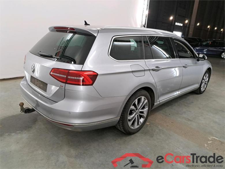 Volkswagen Passat 1.6 TDi Highline Aut. Virtual Pano LED-Xenon Navi Sport-Leather-Alcantara KeylessGo Klima PDC ... #3