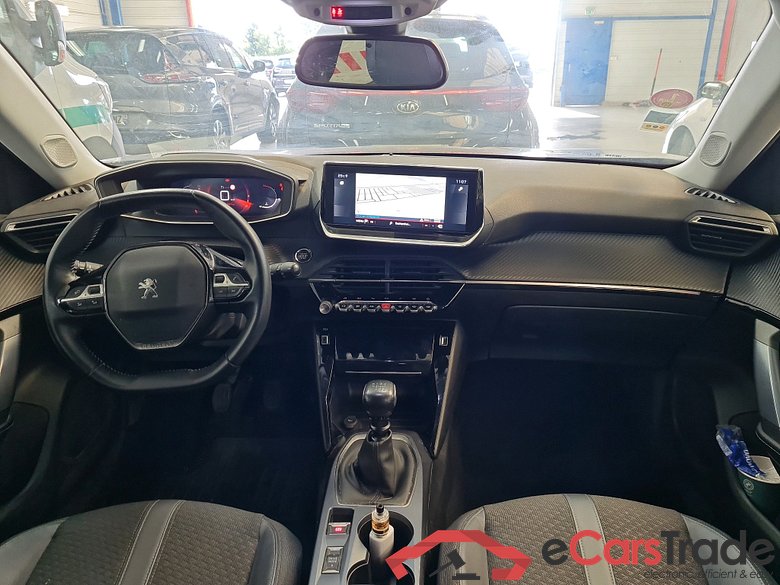 Peugeot 2008 1.2 PureTech Allure 130Hp Navi 1/2 Sport-Leather KeylessGo Klima PDC ... #3