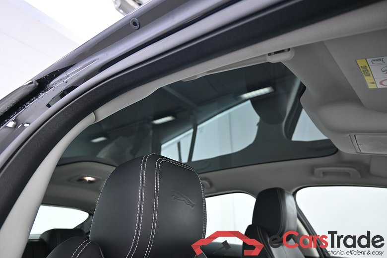 Jaguar I-Pace HSE AWD Pano Meridian LED-Xenon Head-Up Virtual Navi Sport-Leather Camera 360° KeylessGo Klima PDC ... #6