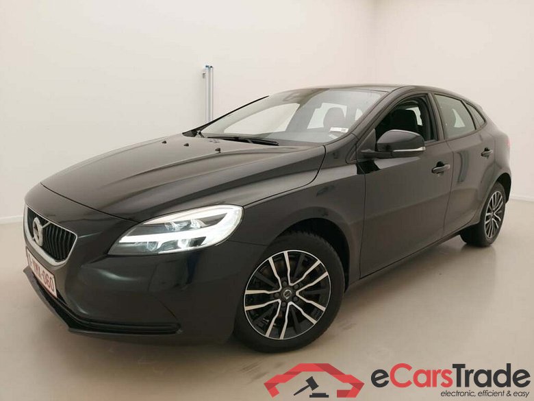 VOLVO V40 2.0 T2 BLACK EDITION #1