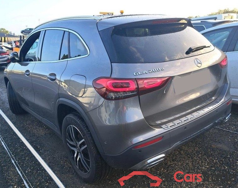 Mercedes GLA 200 D Aut. LED-Xenon Widescreen Navi 1/2 Sport-Leather Camera KeylessGo Klima PDC ... #4