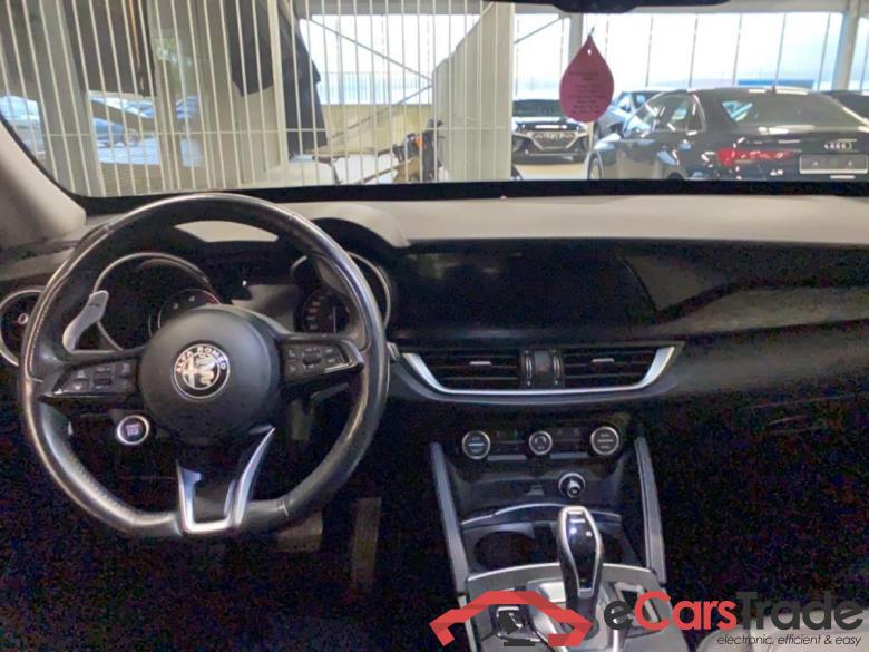 Alfa Romeo Stelvio 2.2 JTD Aut. Super Xenon Navi-Pro Leather KeylessGo Klima PDC ... #3