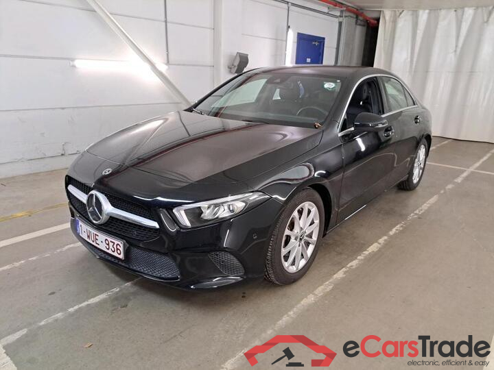 Mercedes A-Klasse Limousine A-Klasse Limousine A 180 d DCT Launch Edition 85kW/116pk  4D/P Auto-7