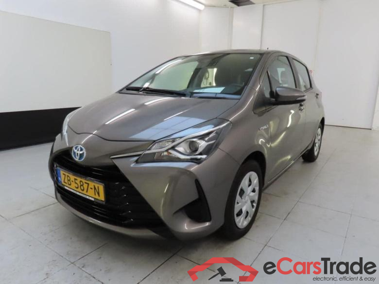 TOYOTA Yaris 1.5