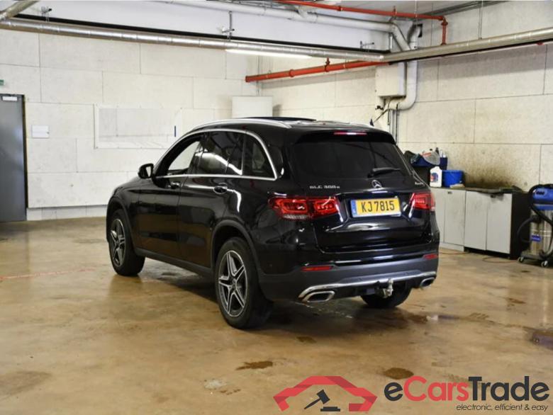 Mercedes-Benz GLC 300e 4Matic AMG Pano LED-Multibeam Burmester Ambient Widescreen Navi Sport-Leather-Alcantara Camera 360° KeylessGo Klima PDC ... #4