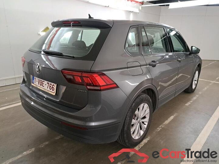 Volkswagen Tiguan 2.0 TDI Navi Klima PDC ... #3