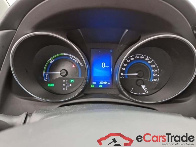 TOYOTA Auris Touring Sports 1.8 Hybrid Active CVT #5