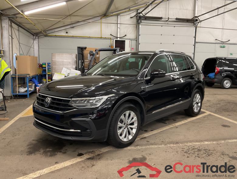 VOLKSWAGEN Tiguan Tiguan Life Business 1.5 TSI ACT OPF 96 kW (130 ch) 6 vitesses manuel #1