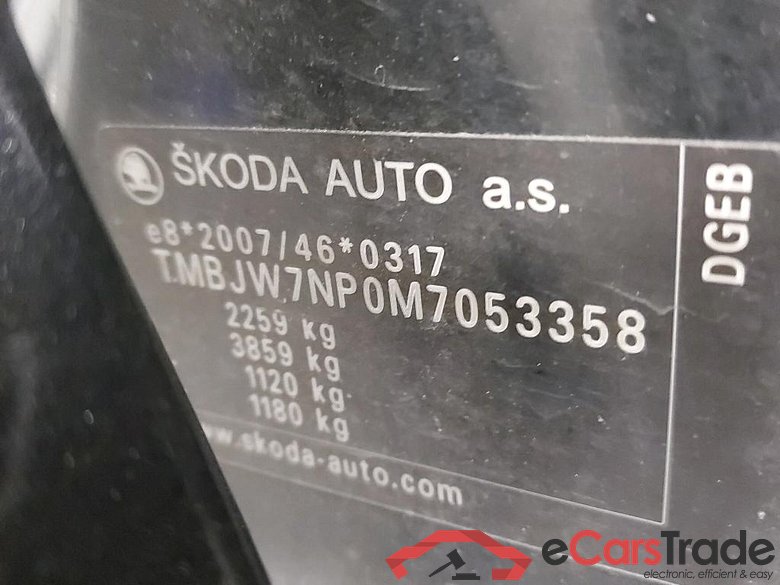 SKODA - SKO SUPERB COMBI 1.4 TSI iV 218PK DSG6 Sportline With Electric Ventilated Mem Seats & Lane & Side Assist & Canton Sound & Area 360 View & Removable Trailer Hook  * HYBRID * #6