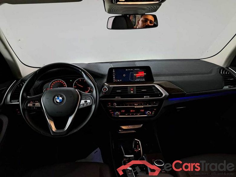 BMW 33 BMW X3 / 2017 / 5P / SUV XDRIVE 20D LUXURY #3