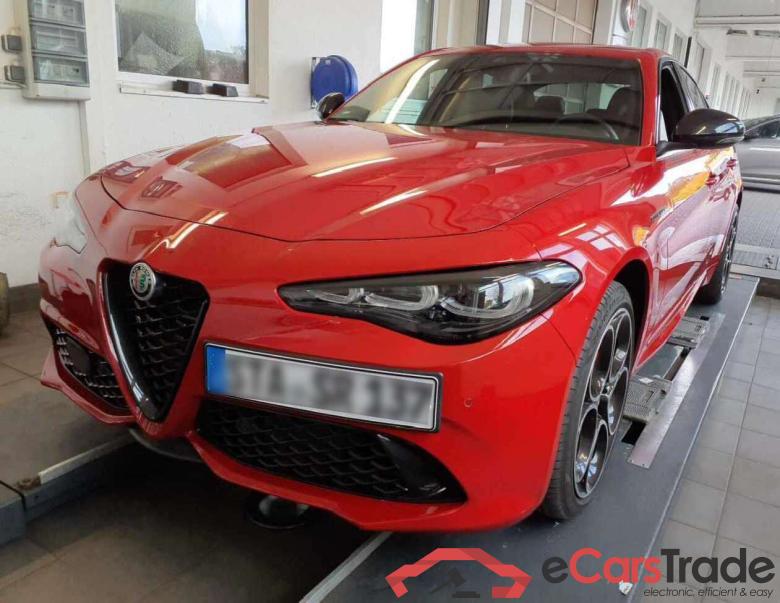 Alfa_romeo Competizione Q4 Giulia #1
