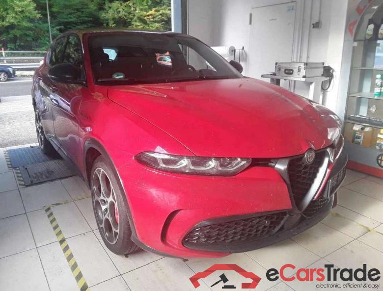 Alfa_romeo Veloce Tonale 1.5 VGT Hybrid Veloce #2