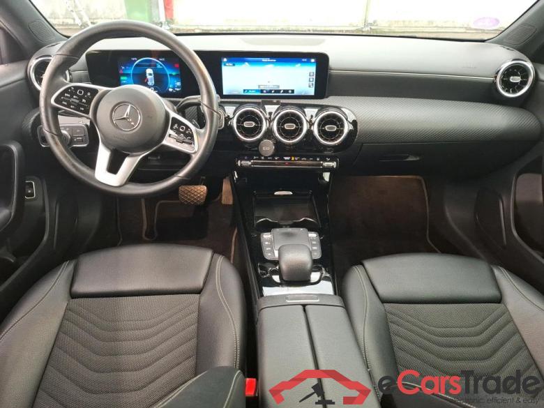 Mercedes A 250 e Business Line 8G-DCT MERCEDES-BENZ Classe A Compact / 2018 / 5P / Berline A 250 e Business Line 8G-DCT #5