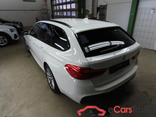 BMW 5-Serie Touring ´16 Baureihe 5 Touring 520 d xDrive M Sport 2.0 140KW AT8 E6dT #2