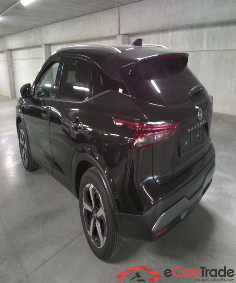 QASHQAI MY22 Mild-Hybrid 140 MT 2WD N-connecta  Design Pack  Cold Pack        #4