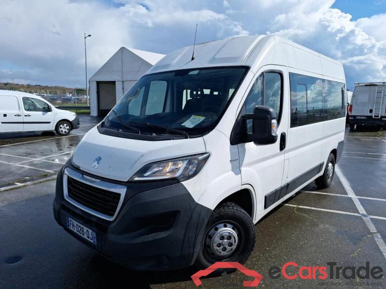 Peugeot BLUEHDI 110 PRO 335 L2H2 PEUGEOT Boxer VU 4p Fourgon vitré BLUEHDI 110 PRO 335 L2H2 #1