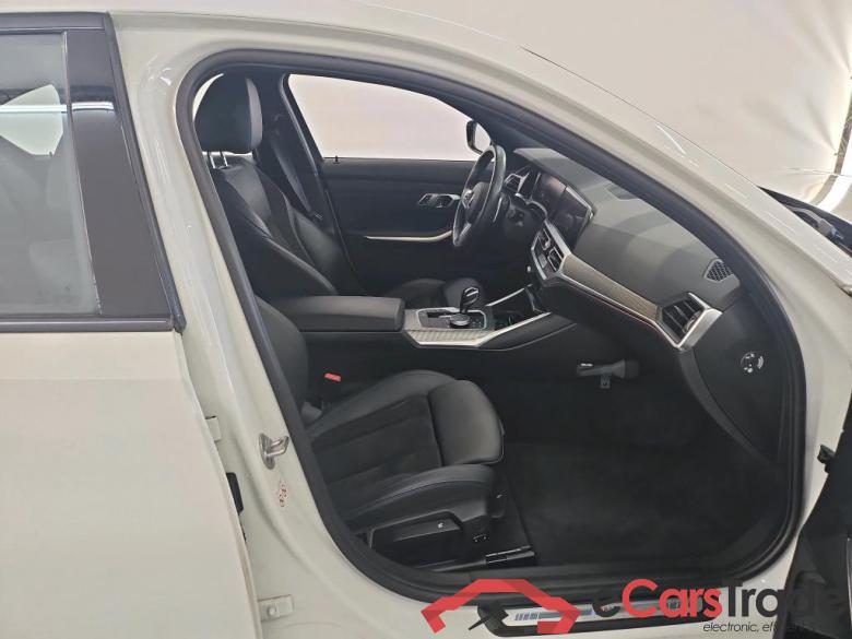 BMW 3 Serie Sedan '18 BMW 3 Serie Sedan 320iA Business Edition M Sport Plus 50 Jahre 4d #3