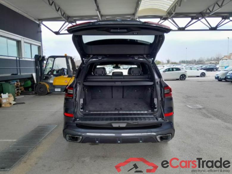 BMW 11 BMW X5 / 2018 / 5P / SUV XDRIVE 45E MSPORT AUTOM. #5