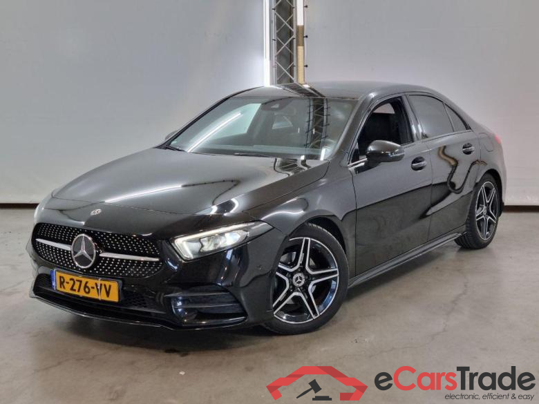 MERCEDES-BENZ A-KLASSE 180 Premium Plus