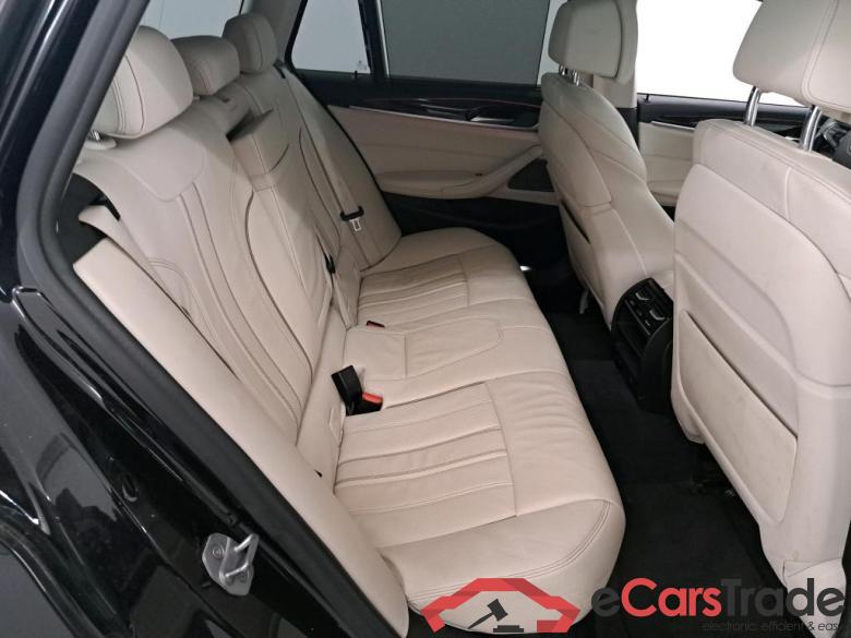 BMW 5 TOURING DIESEL - 2017 520 dA  Luxury Line Travel Corporate Comfort Safety #6