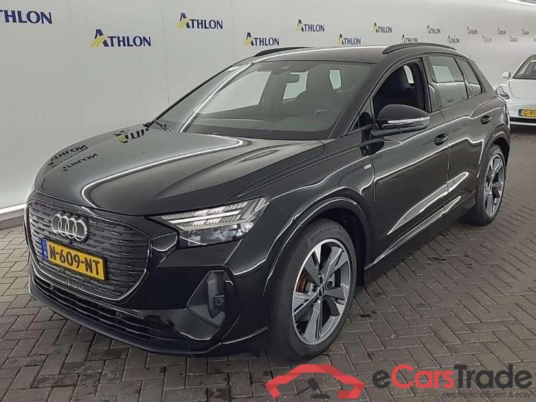 AUDI Q4 e-tron 40 e-tron Launch edition S Competition 5D 15 Uitl. #1