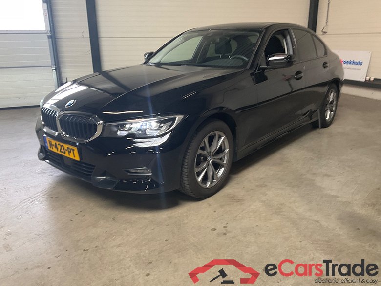 BMW 3-serie 320i Executive Ed. #1