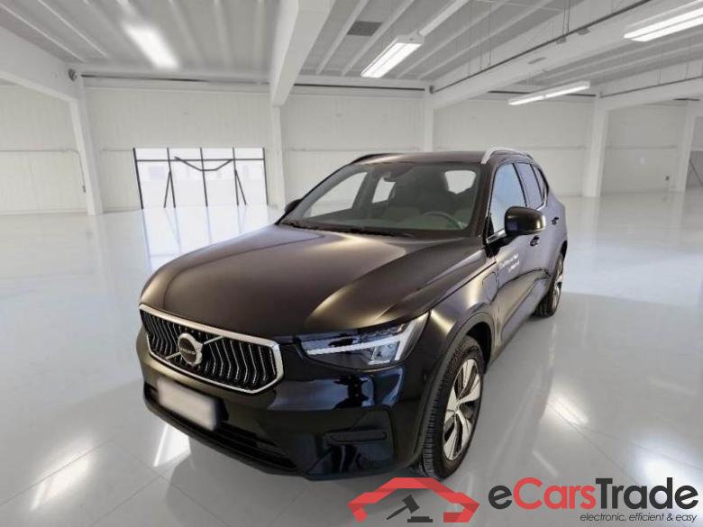 Volvo 11 VOLVO XC40 / 2021 / 5P / SUV T4 RECHARGE PLUG-IN AUTO CORE #1