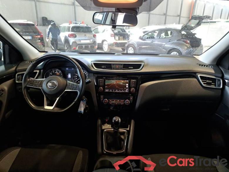 Nissan 51 NISSAN QASHQAI / 2017 / 5P / CROSSOVER 1.3 DIG-T 140 BUSINESS #3
