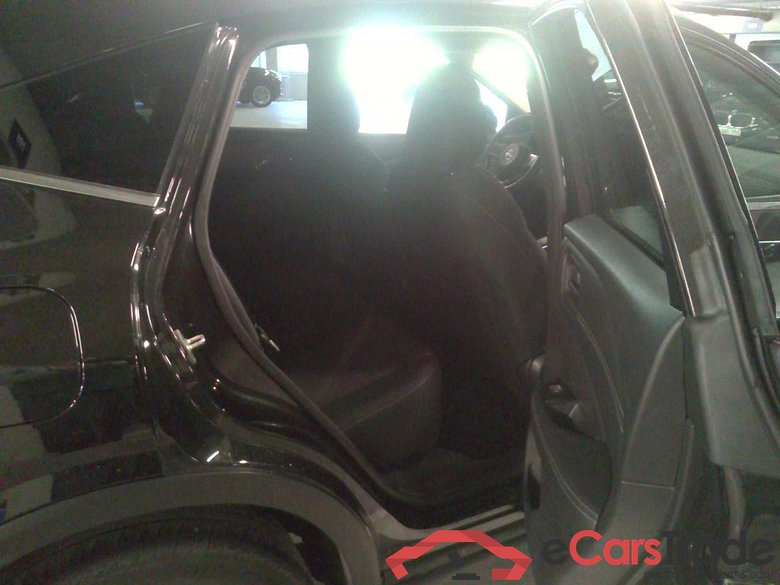 QASHQAI MY22 Mild-Hybrid 140 MT 2WD N-connecta  Design Pack  Cold Pack        #6