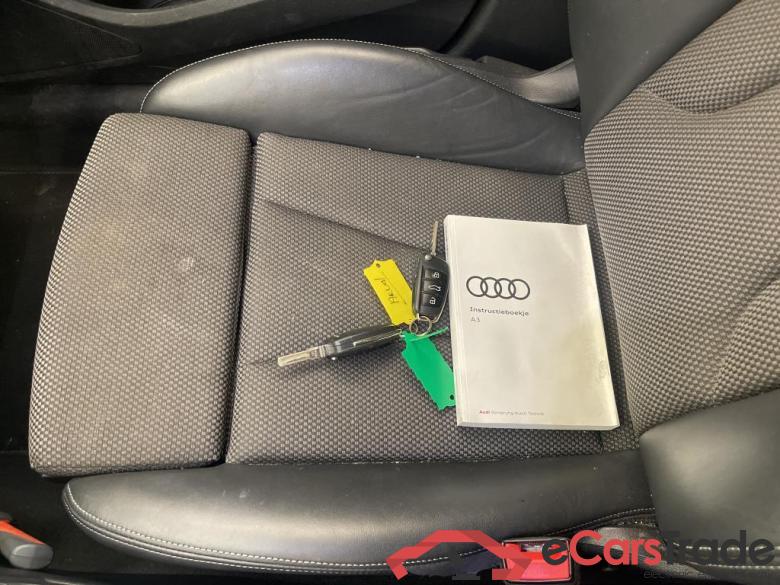 Audi A3 Sportback 12-19 Audi A3 Sportback 35 TFSI S tronic Advance Sport 5d #4