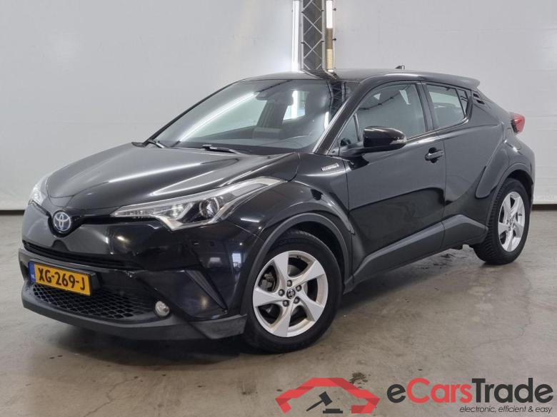 TOYOTA C-HR 1.8 Hybrid Dynamic #1