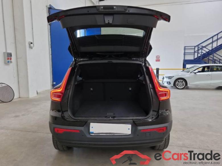 Volvo D3GEARTRONIC VOLVO XC40 / 2017 / 5P / SUV D3 GEARTRONIC #5