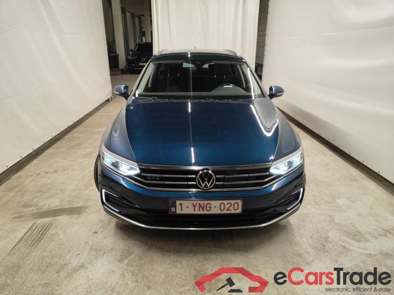 Volkswagen Passat Variant 1.4 TSI DSG6 GTE Business 5d #1