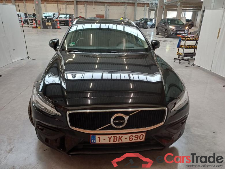 Volvo, V60 '18, Volvo V60 D3 Momentum Pro 5d
