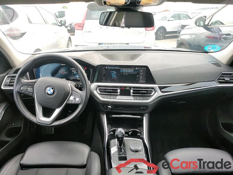 BMW 320e BMW Serie 3 / 2018 / 4P / sedán 320e #3