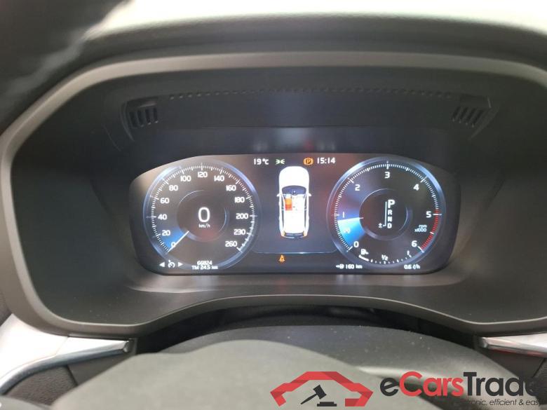 Volvo D4 AdBlue 190 Geartro Business Executive XC60 Business Executive 2WD 2.0 190CV BVA8 #6
