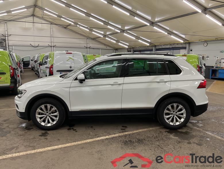 VOLKSWAGEN Tiguan 1.4 TSI ACT 110 kW (150 ch) 6 vitesses DSG #4