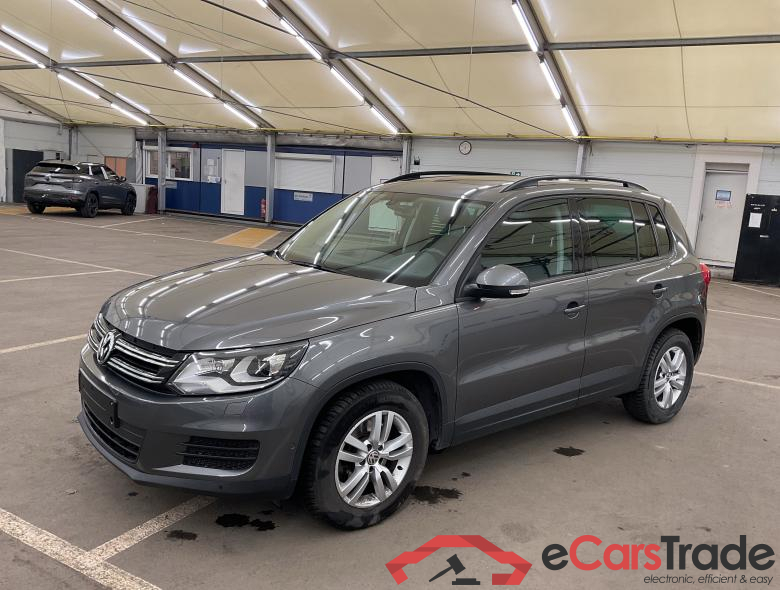 VOLKSWAGEN Tiguan Tiguan Trend & Fun 2.0 TDI SCR BlueMotion Technology 81 kW (110 ch) 6 vitesses manuel