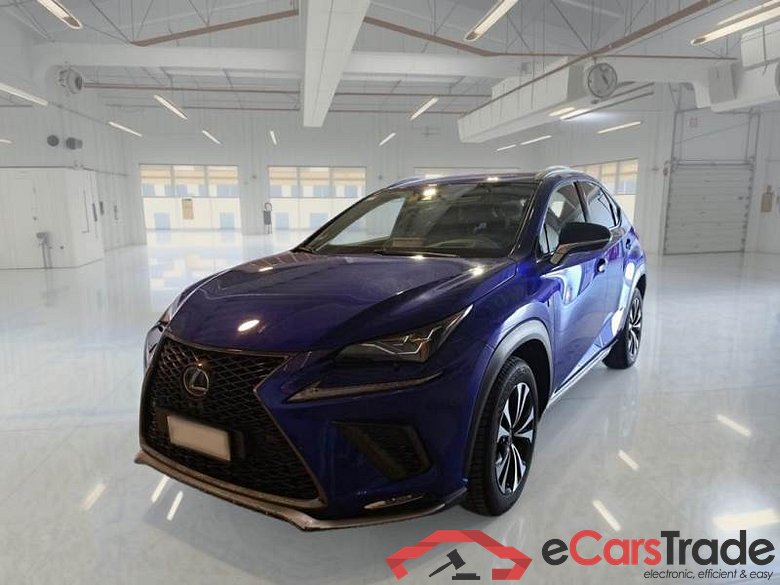 Lexus 4 LEXUS NX / 2017 / 5P / SUV HYBRID F SPORT 4WD #1