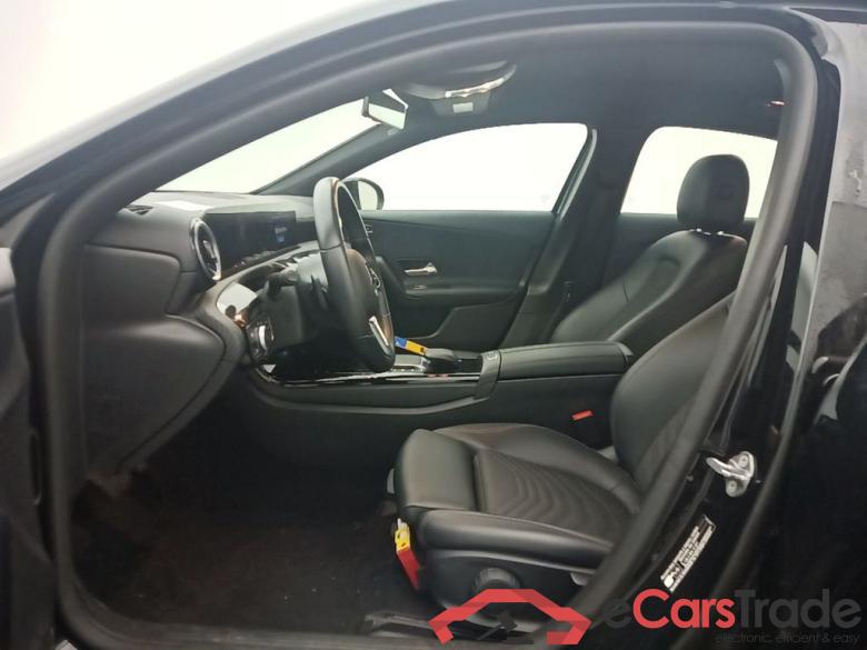 MERCEDES CLASSE A SEDAN (V177) A 180 136 Business Solution (EU6AP) 4d #6