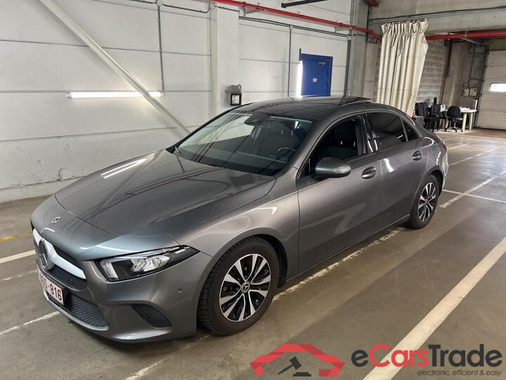 Mercedes A-Klasse Limousine A-Klasse Limousine A 180d DCT Business Solution 85kW/116pk  4D/P Auto-8