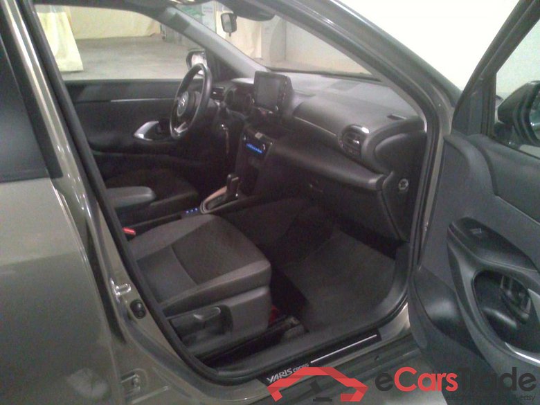 Yaris Cross 1,5 HEV 2WD Dynamic #5