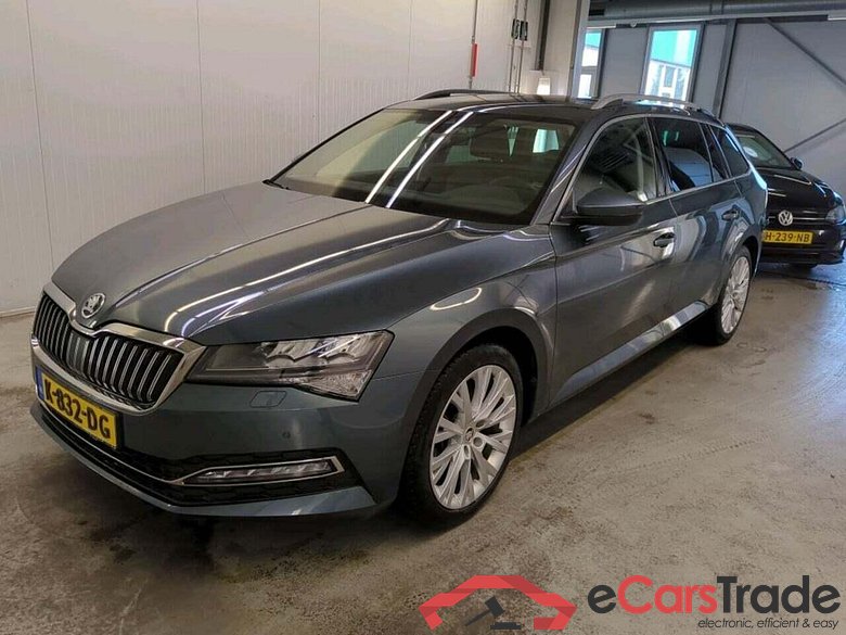 SKODA Superb Combi 1.5 TSI Business Ed.