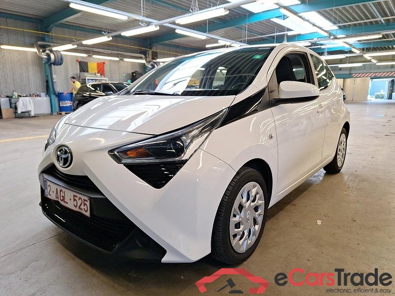 TOYOTA AYGO - 2018 1.0i VVT-i x-play II